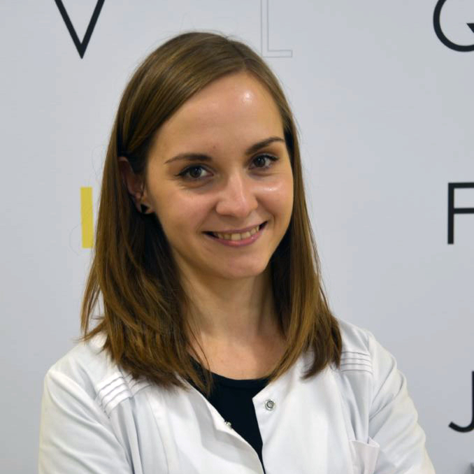 Dr n. fiz. Monika Wojtczak-Kwaśniewska